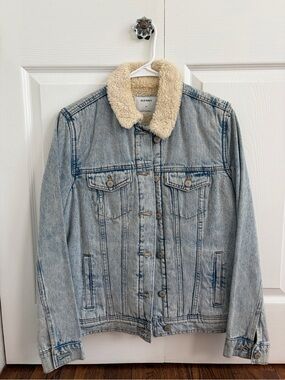 Old Navy • Sherpa Lined Jean Jacket